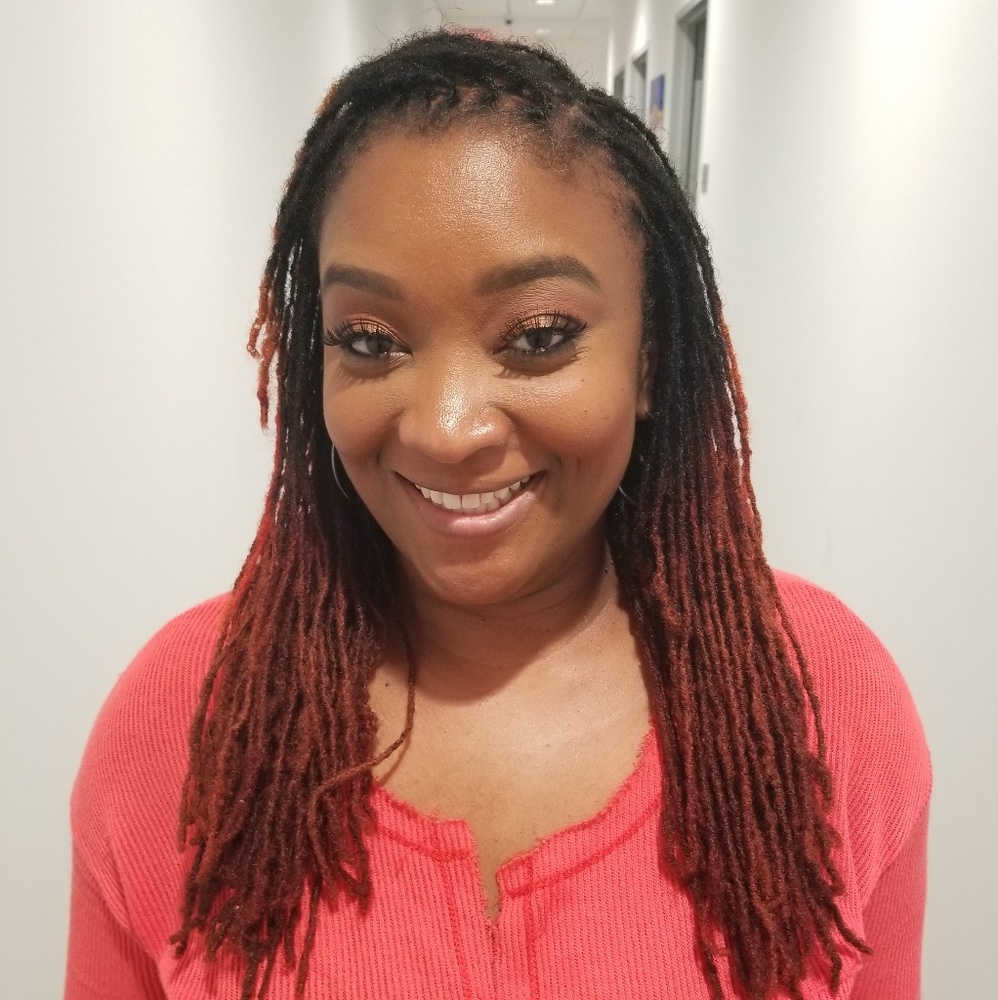 Meet your Posher, Ora